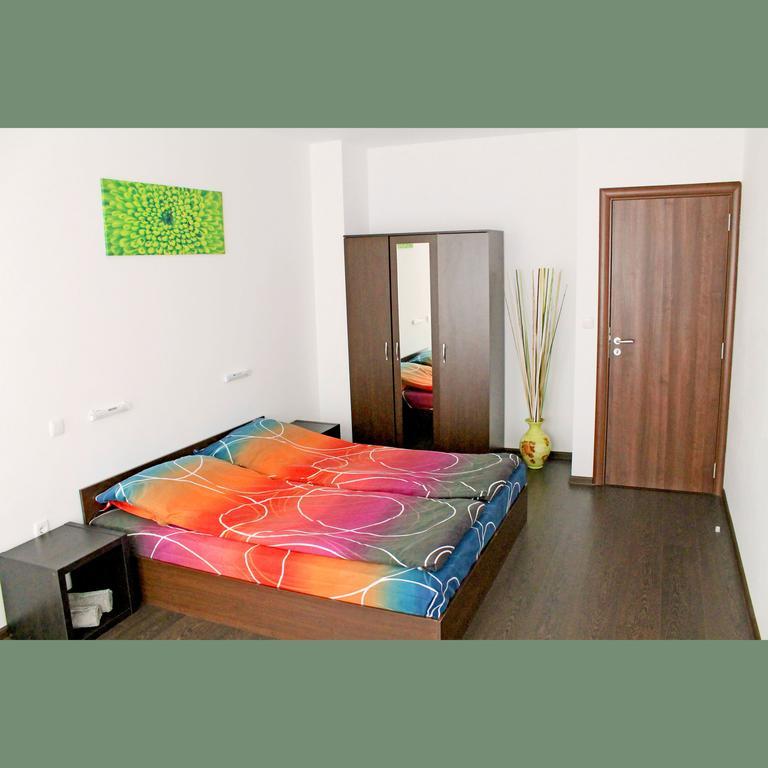 Flora Apartment Centrum София Экстерьер фото
